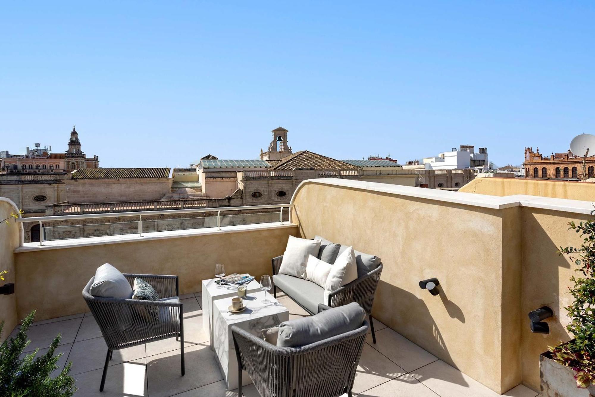 Genteel Home San Francisco Suites Sevilla Kültér fotó